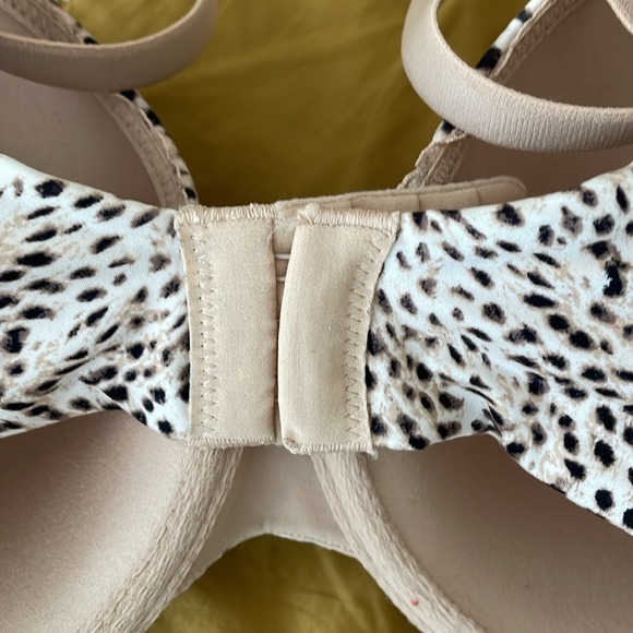 Body by Victoria Bras size 34 DDD - Picture 3 of 5